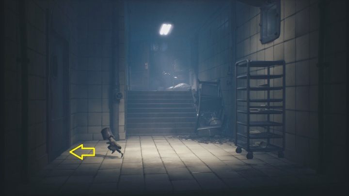 Po przejściu przed drzwi zablokowane kluczem dotrzesz do niewielkiego korytarza - Little Nightmares 2: Wszystkie Widmowe szczątki, rozdział 2 Dom dziecka - Little Nightmares 2 - poradnik do gry
