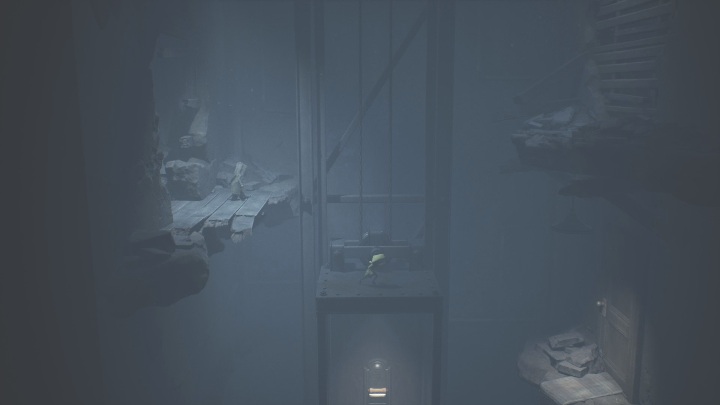 Trafisz do szybu windy - Little Nightmares 2: Przejście przez miasto - solucja, opis przejścia - Little Nightmares 2 - poradnik do gry