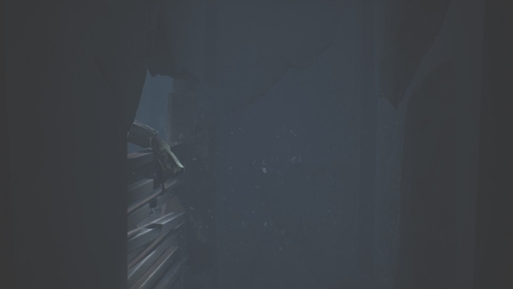 Dzięki temu przejściu dostaniesz się na właściwe piętro - Little Nightmares 2: Przejście przez miasto - solucja, opis przejścia - Little Nightmares 2 - poradnik do gry