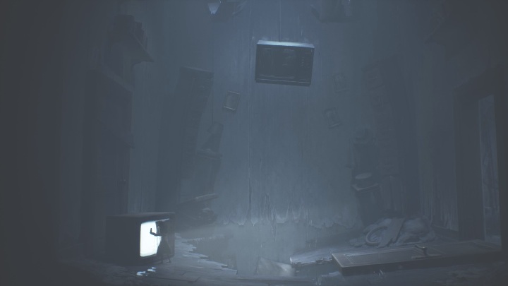 Wróć do telewizora i przenieś się tak, aby wylądować na dachu kolejnego budynku - Little Nightmares 2: Telewizory - solucja, opis przejścia - Little Nightmares 2 - poradnik do gry