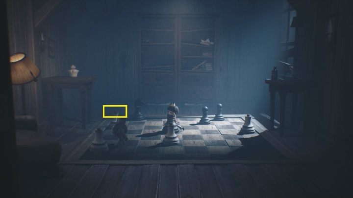 Twoim zadaniem w tej lokacji jest poprawne ułożenie figur na szachownicy - Little Nightmares 2: Zagadka z szachami - jak zdobyć klucz? - Little Nightmares 2 - poradnik do gry