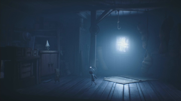 DLC uruchomi się w momencie, gdy na strychu, w 1 rozdziale, zdobędziesz klucz - Little Nightmares 2: The Nomes Attic - solucja, opis przejścia - Little Nightmares 2 - poradnik do gry
