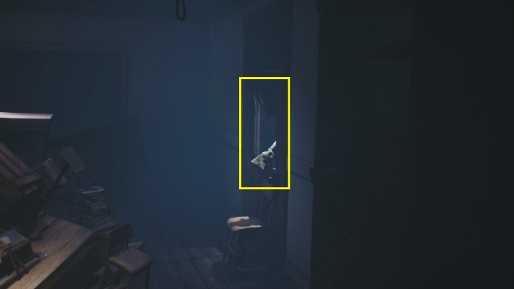 Po zabiciu przeciwników wskocz na krzesło znajdujące się zaraz przy drzwiach - Little Nightmares 2: Szkoła - solucja, opis przejścia - Little Nightmares 2 - poradnik do gry