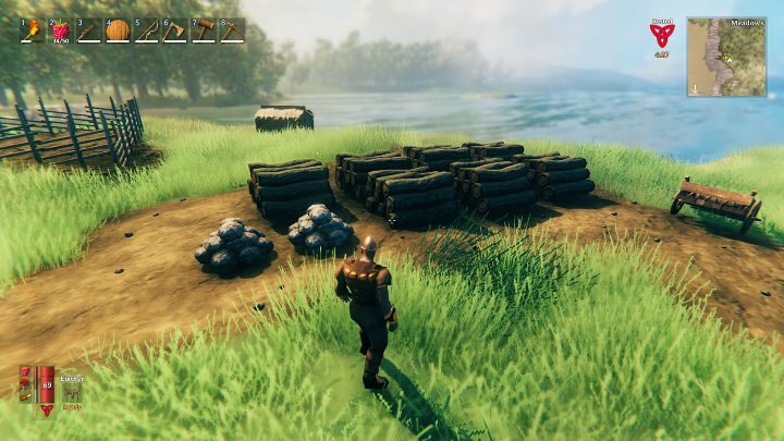 Surowce (drewno i kamienie) można dodatkowo ustawiać w stosy po 50 sztuk, co dodatkowo pozwoli zaoszczędzić cenne miejsce w Twoim inwentarzu lub zwolnić miejsce w skrzyniach - Valheim: Zarządzanie ekwipunkiem - porady, skróty klawiszowe - Valheim - poradnik do gry