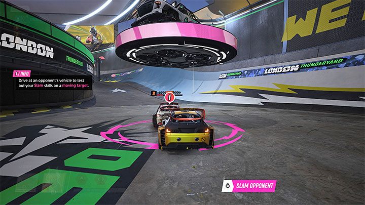 Kolejna lekcja jest bardzo ważna - musisz wykonać uderzenie przednie (Slam) wychylając prawą gałkę analogową w górę - Destruction AllStars: Samouczek/Tutorial - Destruction AllStars - poradnik do gry