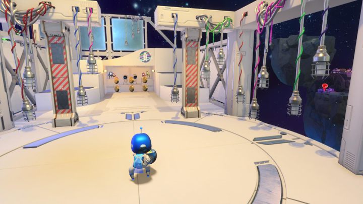 Rozpraw się z następną falą wrogów i rozbij szybę między schodami aby zebrać monety - Astros Playroom: Głęboka przestrzeń danych - solucja, opis przejścia - Astros Playroom - poradnik do gry