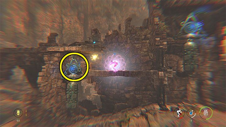 Ruszamy w prawo i zapoznajemy się przy kamieniu Story Stone z samouczkiem z korzystania z opcji śpiewu (Chanting) (przytrzymanie L2) - Oddworld Soulstorm: Odnalezienie innych Mudokonów, The Ruins - solucja - Oddworld Soulstorm - poradnik do gry