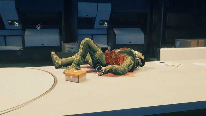 Dotrzyjcie do kolejnego pomieszczenia, w którym na stole leży trup - zbadajcie go - Breathedge: Moduł policyjny - solucja, opis przejścia - Breathedge - poradnik do gry