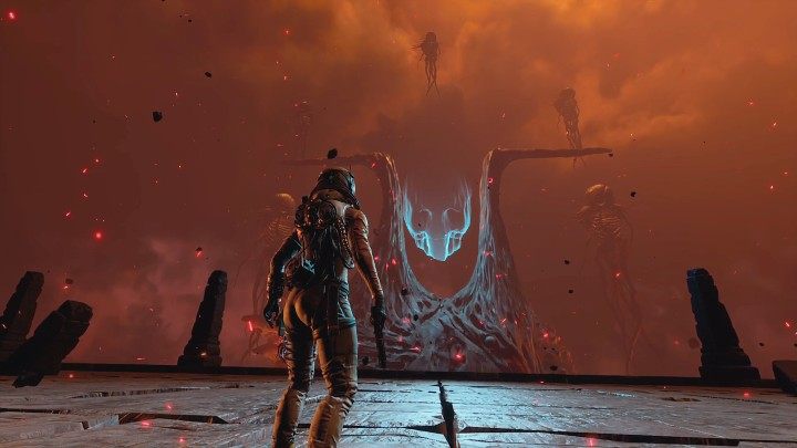 Przed pojedynkiem z Nemesis warto dobrze się przygotować i zabrać ze sobą odpowiednią broń - Returnal: Nemesis - boss, jak pokonać? - Returnal - poradnik do gry