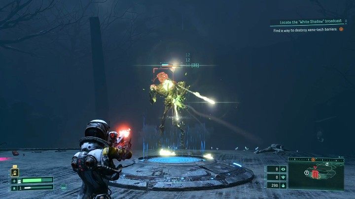 Drugim groźnym przeciwnikiem zamieszkującym Zarośnięte Ruiny jest drzewiec, który potrafi atakować zarówno z bliska, jak i z dystansu (pociski wyrządzające obrażenia, spowalniająca maź) - Returnal: Zarośnięte Ruiny/Overgrown Ruins - biom - Returnal - poradnik do gry