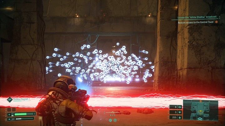 W Opuszczonej Cytadeli natkniecie się także na lewitujące świecące kule, które są odporne na obrażenia, a do tego posiadają kilka różnych umiejętności - Returnal: Opuszczona Cytadela/Derelict Citadel - biom - Returnal - poradnik do gry