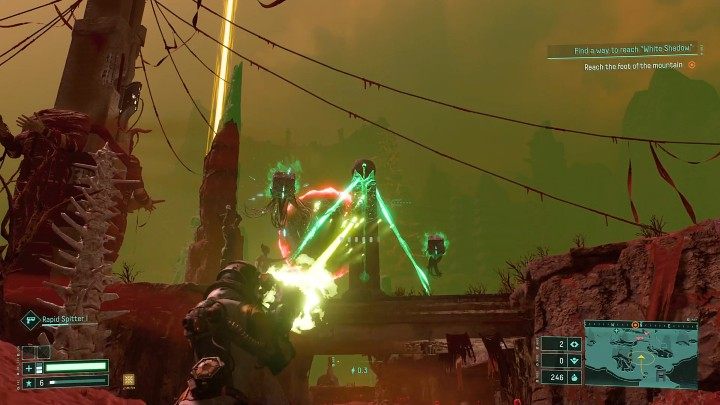 Na niektórych obszarach planety Atropos natkniecie się na wysokie obeliski, które emanują zielonym światłem - Returnal: Walka - Returnal - poradnik do gry