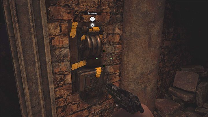 Ethan może rozpocząć podążanie ścieżką prowadzącą w stronę zamku po tym jak na cmentarzu Graveyard w wiosce rozwiążecie zagadkę z bramą wymagającą umieszczenia w niej 2 herbów (Crests) - Resident Evil Village: Ucieczka w kopalni/A Mine - solucja, opis przejścia - Resident Evil Village - poradnik do gry