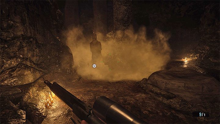 Troll jest bardzo wytrzymały, tak więc spodziewajcie się tego, że walka potrwa kilka minut i że prawdopodobnie zużyjecie większość zapasów Ethana - Resident Evil Village: Urias - boss z młotem z twierdzy, jak pokonać? - Resident Evil Village - poradnik do gry
