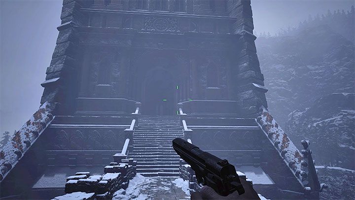 W umieszczaniu masek może przeszkadzać Lady Dimitrescu - Resident Evil Village: Wydostanie się z zamku/Tower of Worship - solucja - Resident Evil Village - poradnik do gry