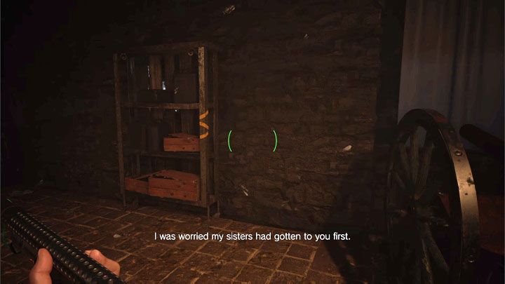 Tuż po zabraniu bomb dotrzyjcie do pokazanej na obrazku przesuwalnej barykady - Resident Evil Village: Eksploracja dziedzińca, okolic/Castle Courtyard - solucja - Resident Evil Village - poradnik do gry