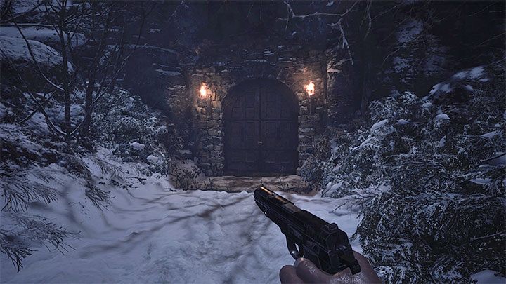 Ethan powróci do wioski po rozprawieniu się ze zmutowaną Lady Dimitrescu w zamkowej wieży oraz zdobyciu kolby Dirty Flask - Resident Evil Village: Dotarcie do ołtarza/Altar - solucja, opis przejścia - Resident Evil Village - poradnik do gry