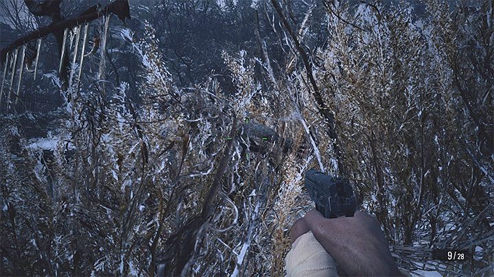 Skradanie się w RE8 jest niestety możliwe w bardzo ograniczonym stopniu - Resident Evil Village: Walka i skradanie się - Resident Evil Village - poradnik do gry