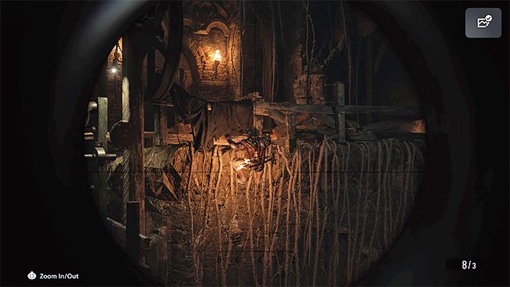 W trakcie przebijania się przez twierdzę możecie skorzystać z opcji zjechania na linie do szybkiego ucieknięcia na półkę na przeciwległym końcu sali - Resident Evil Village: Przeprawa przez Twierdzę/Stronghold - solucja - Resident Evil Village - poradnik do gry