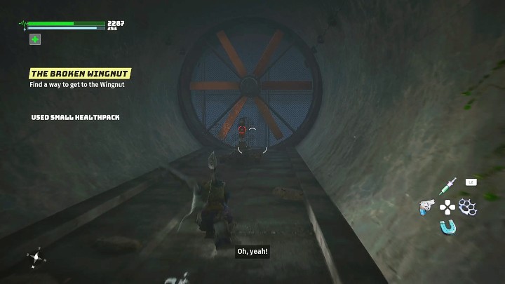 Wejdźcie klatką schodową na wyższe piętro, pokonajcie kilku przeciwników, a następnie przejdźcie pomiędzy skrzydłami wiatraka do dalszej części tej lokacji - Biomutant: Zium/Whiz - solucja, opis przejścia - Biomutant - poradnik do gry