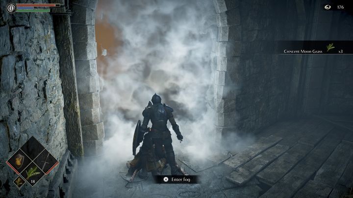 Idźcie w stronę schodów do góry, napotkacie tam kusznika oraz przeciwnika z mieczem - Demons Souls Remake: Tutorial, samouczek - solucja, opis przejścia - Demons Souls Remake - poradnik do gry