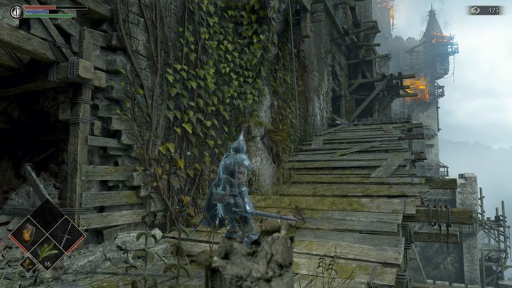 Będąc na drewnianej kładce, zaatakuje Was przeciwnik - Demons Souls Remake: Bramy Boletarii (1-1) - solucja, opis przejścia - Demons Souls Remake - poradnik do gry