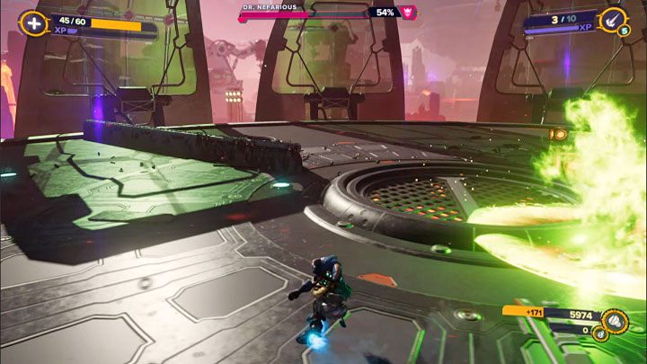 Nowym atakiem Nefariousa stanie się bombardowanie areny zielonymi pociskami - Ratchet & Clank Rift Apart: Doktor Nefarious, Arena, powrót - jak pokonać? - Ratchet & Clank Rift Apart - poradnik do gry