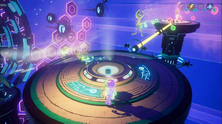 W nowym miejscu użyjcie elektrycznej sfery na slocie i dotknijcie kabla żeby Clank został przetransportowany na sąsiednią platformę - Ratchet & Clank Rift Apart: Clank, Powrót na Savali - rozwiązania zagadek, lista - Ratchet & Clank Rift Apart - poradnik do gry