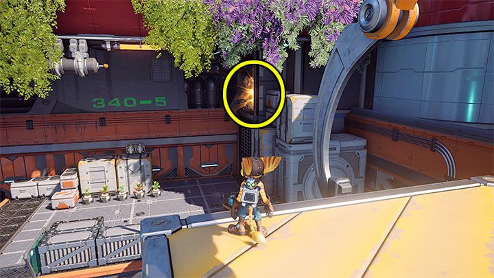 Zanim wyruszycie dalej warto obrócić się w lewo - Ratchet & Clank Rift Apart: Pościg za doktorem Nefariousem - solucja - Ratchet & Clank Rift Apart - poradnik do gry