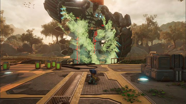 Właściwy pojedynek z Troponogą rozegrany zostanie na średniej wielkości metalowej platformie - Ratchet & Clank Rift Apart: Troponoga, Sargasso - jak pokonać bossa? - Ratchet & Clank Rift Apart - poradnik do gry