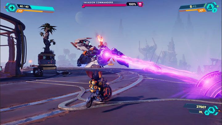 Dowódcy inwazji dysponują identycznymi głównymi atakami do Niszczyciela Nefariousa, którego pokonaliście w początkowej fazie gry - Ratchet & Clank Rift Apart: Dowódcy inwazji, Savali - jak pokonać? - Ratchet & Clank Rift Apart - poradnik do gry