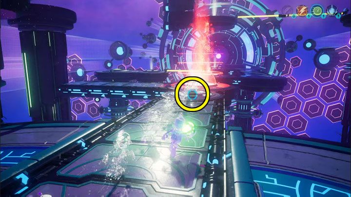 Obróćcie się o 180 stopni i przyciągnijcie do siebie użytą przed chwilą elektryczną sferę - Ratchet & Clank Rift Apart: Dotarcie do anomalii w katakumbach - solucja - Ratchet & Clank Rift Apart - poradnik do gry