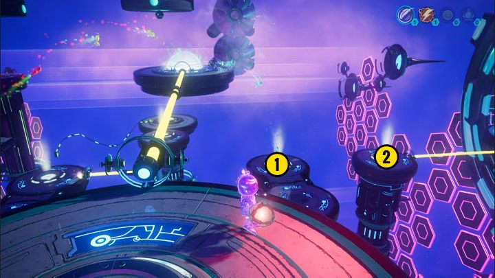 Do wykonania są jeszcze dwa rzuty z tej samej górnej półki - Ratchet & Clank Rift Apart: Dotarcie do anomalii w katakumbach - solucja - Ratchet & Clank Rift Apart - poradnik do gry