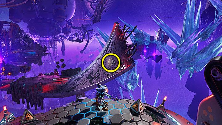 Uderzcie w znajdujący się w tej sali nowy kryształ blizon po to żeby powrócić do wymiaru po katakliźmie - Ratchet & Clank Rift Apart: Wyłączenie blokady i dotarcie do górników - solucja - Ratchet & Clank Rift Apart - poradnik do gry