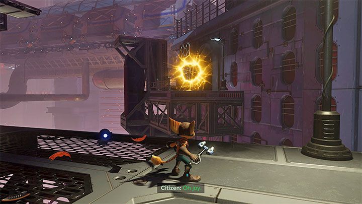 Po zbliżeniu się do szczeliny zmieni ona swój kolor na żółty - Ratchet & Clank Rift Apart: Szczeliny - jak otwierać? - Ratchet & Clank Rift Apart - poradnik do gry