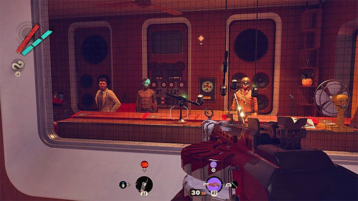 Dla przypomnienia Frank Spicer przebywa w swoim studio razem ze swoją obstawą - Deathloop: Całą noc - solucja, opis przejścia - Deathloop - poradnik do gry