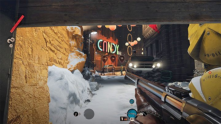 Mechanizm oznaczania (tagowania) odnajdywanych wrogów jest bardzo przydatną mechaniką w Deathloop - możecie to wykonywać poprzez wciskanie lub przytrzymywanie (więcej informacji o przeciwniku) dolnego kierunku na krzyżaku pada - Deathloop: Porady na start - Deathloop - poradnik do gry