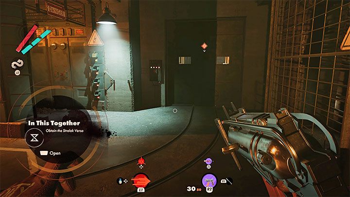 W magazynie uzbrojenia natraficie na pokazane na obrazku zamknięte drzwi - Deathloop: Siedzimy w tym razem - solucja, opis przejścia - Deathloop - poradnik do gry