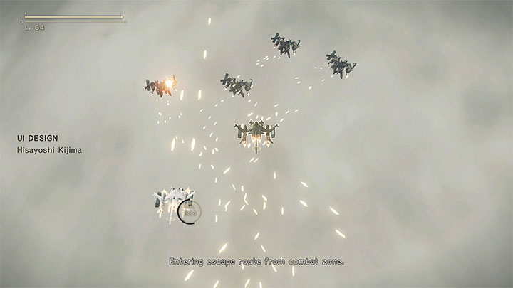 Po tym jak znajdziecie się w powietrzu atakujcie pojawiające się na ekranie androidy w strojach Flight Suits - NieR Automata: 11 Rozdział, 2B i 9S - Route C,D - solucja, opis przejścia - NieR Automata - poradnik do gry