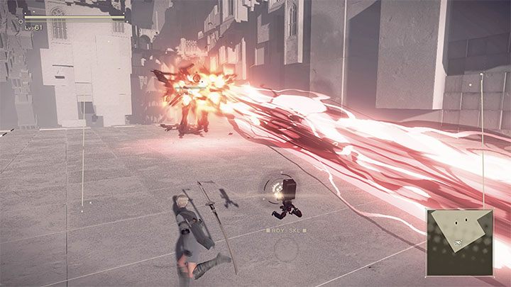 Dużo biegajcie też na boki i używajcie uników, bo wrogowie mogą strzelać czerwonymi strumieniami energii - NieR Automata: 17 Rozdział, 9S i A2 - Route C, D - solucja, opis przejścia - NieR Automata - poradnik do gry