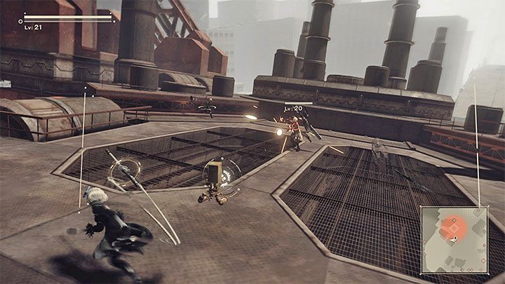 Mechanizm blokowania kamery (Lock-on) może Wam wyraźnie ułatwiać atakowanie wybranych pojedynczych przeciwników - NieR Automata: Walka - NieR Automata - poradnik do gry
