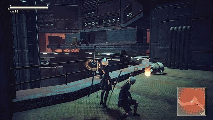 Data Chip C jest w dużym szybie, w którym kamera na chwilę powraca do widoku zza pleców bohatera - NieR Automata: Ruiny miasta - solucja, misje poboczne - NieR Automata - poradnik do gry