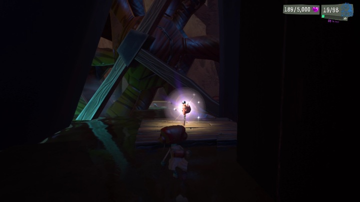 Ten sekret znajdziecie w niewielkim tunelu, zaraz obok wejścia do tej lokacji - Psychonauts 2: Half-A-Mind, Fatherland Follies - gdzie znaleźć? - Psychonauts 2 - poradnik do gry