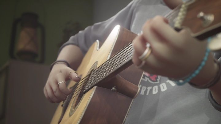 Następnie pozostaje wam naprawić gitarę i zagrać na niej - Life is Strange True Colors: Gabinet psychologa - solucja, opis przejścia - Life is Strange True Colors - poradnik do gry