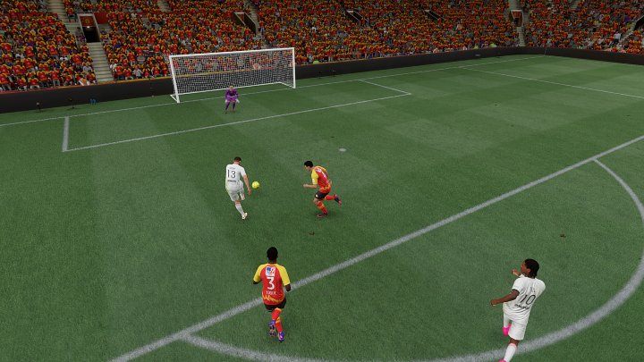 Klasyczny strzał to w wielu sytuacjach najlepszy i najprostszy sposób na wykończenie akcji w FIFA 22 - FIFA 22: Strzały na bramkę - FIFA 22 - poradnik do gry