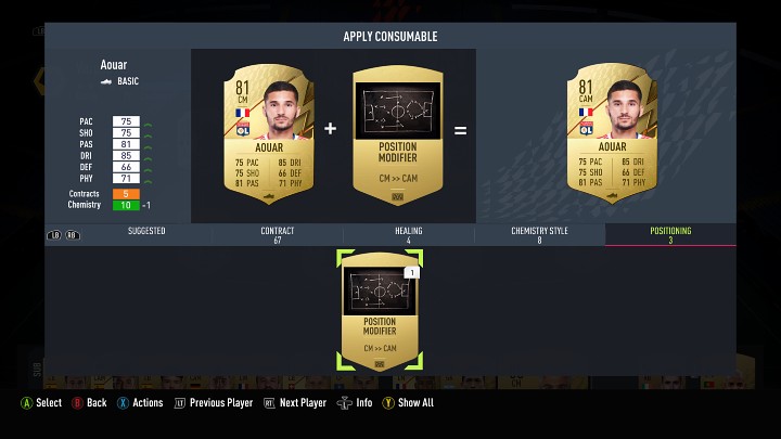 Aby zmienić pozycję zawodnika, przejdźcie do menu składu i wybierzcie odpowiedniego piłkarza, a następnie do menu działań i wybierzcie zakładkę z przedmiotami jednorazowymi - FUT 22: Zarządzanie zespołem - FIFA 22 - poradnik do gry