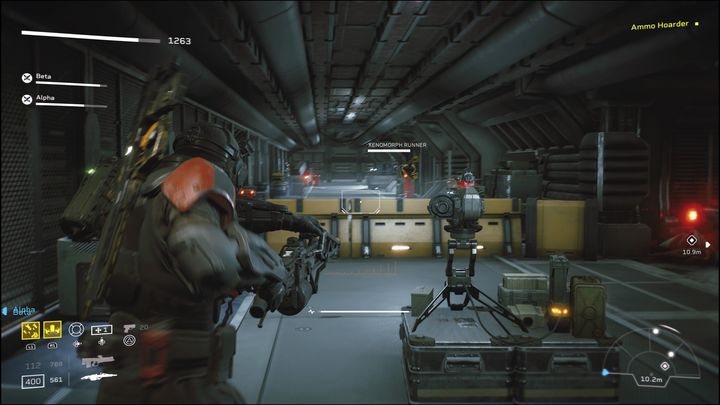 Przechodząc do kolejnego pomieszczenia, ponownie będziecie musieli uzupełnić amunicję w wieżyczkach - Aliens Fireteam Elite: Przebicie - solucja, opis przejścia - Aliens Fireteam Elite - poradnik do gry