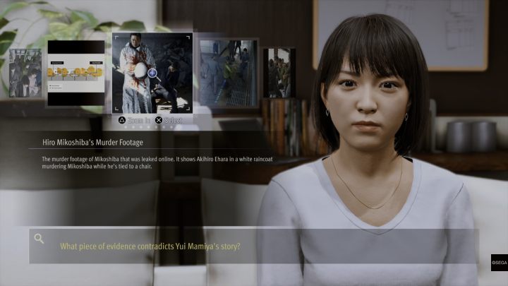 Rozmawiając z Yui Mamiya wybierzcie filmik przedstawiający morderstwo - Lost Judgment: Chapter 5 Double Jeopardy - solucja, opis przejścia - Lost Judgment - poradnik do gry