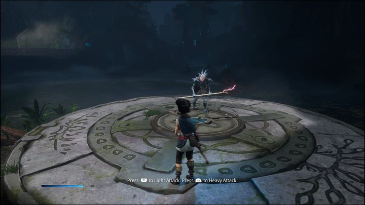 W przypadku konsoli PS4/5, gra nakaże Wam skorzystać z przycisków R1 i R2, aby zaatakować przeciwnika - Kena Bridge of Spirits: Tutorial - solucja, opis przejścia - Kena Bridge of Spirits - poradnik do gry