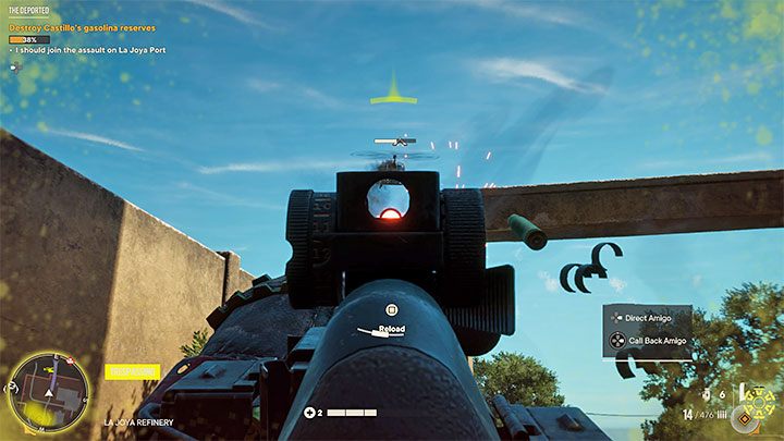 Spodziewajcie się tego, że w niektórych lokacjach ze zbiornikami mogą przebywać grupy przeciwników, aczkolwiek staczanie walk z nimi nie jest obowiązkowe - Far Cry 6: Deportacja (The Deported) - solucja, opis przejścia - Far Cry 6 - poradnik do gry